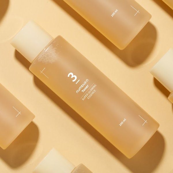 numbuzin No.3 Super Glowing Essence Toner 200ml
