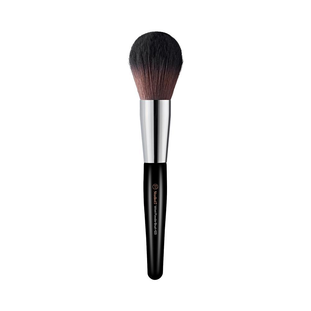 STUDIO 17 Velvet powder brush 423