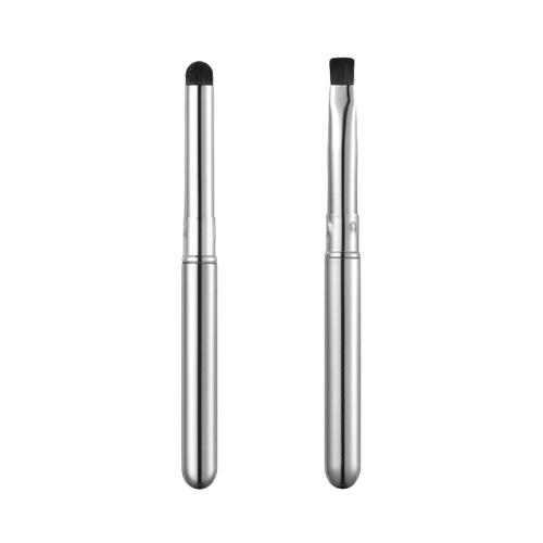 STUDIO 17 Portable lip brush 211 flat